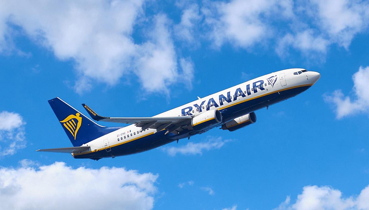 Ryanair modifica ali consumo carburante