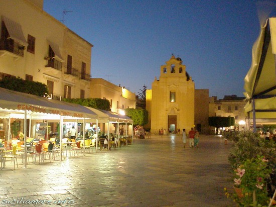 91365 isola di favignana centro