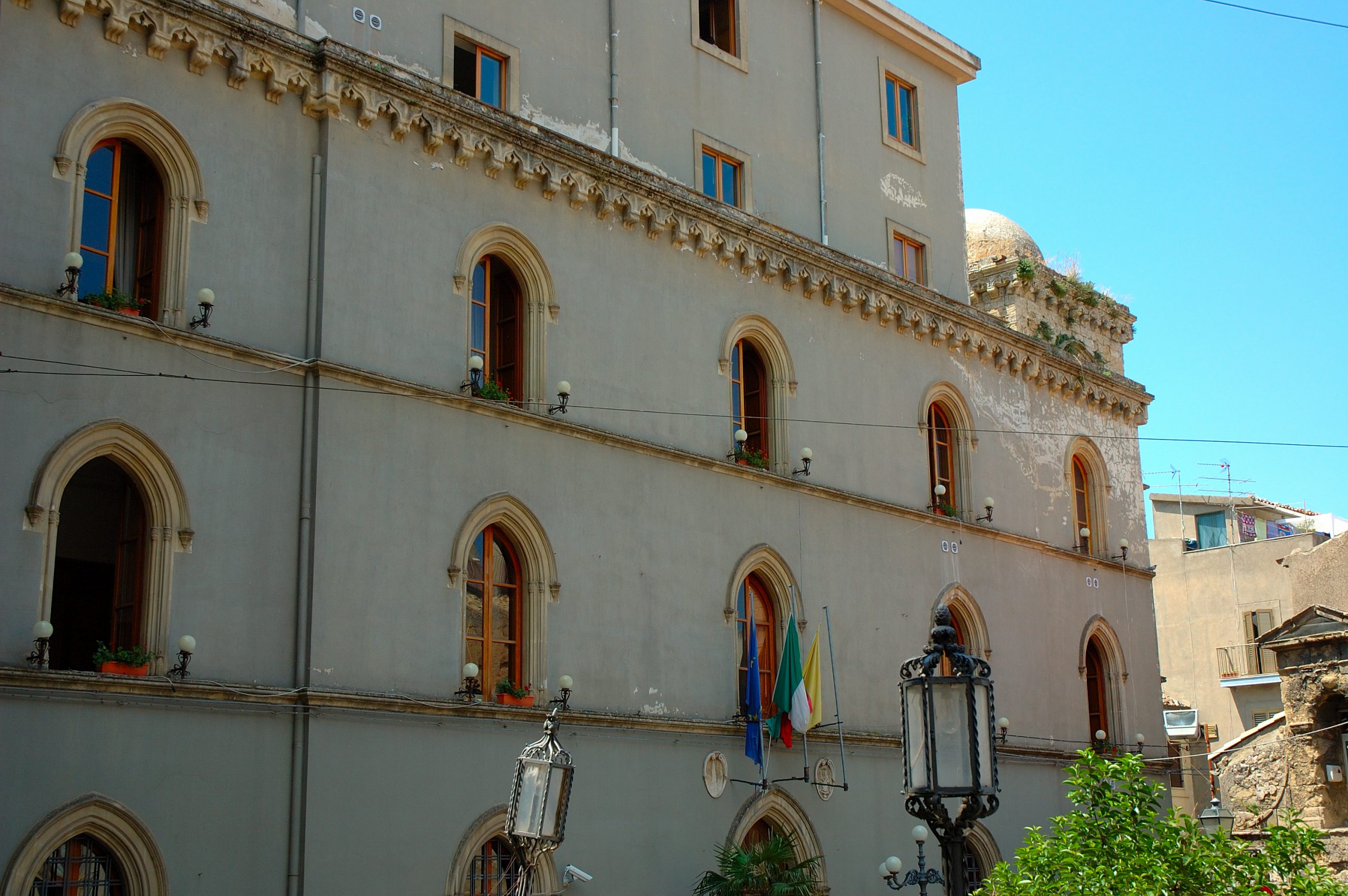 municipio palazzo comunale scaled