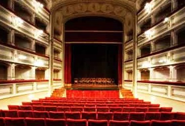 teatro neglia interno