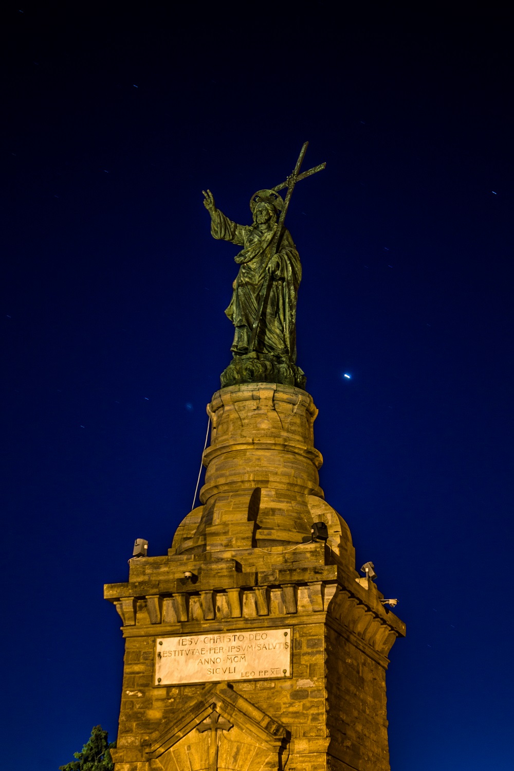 Caltanissetta Monumento al Redentore particolare Tramonto Copia