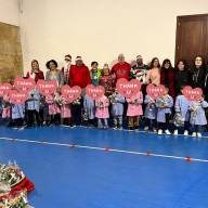 Un Alberello per l'Inclusione: Un Natale di Solidarietà e Gioia alla Scuola dell'Infanzia Santa Chiara di Enna