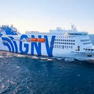 Genova - La Grandi Navi Veloci parla cinese